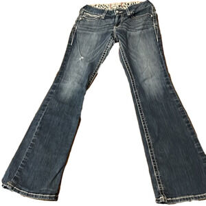 ARIAT distressed jeans